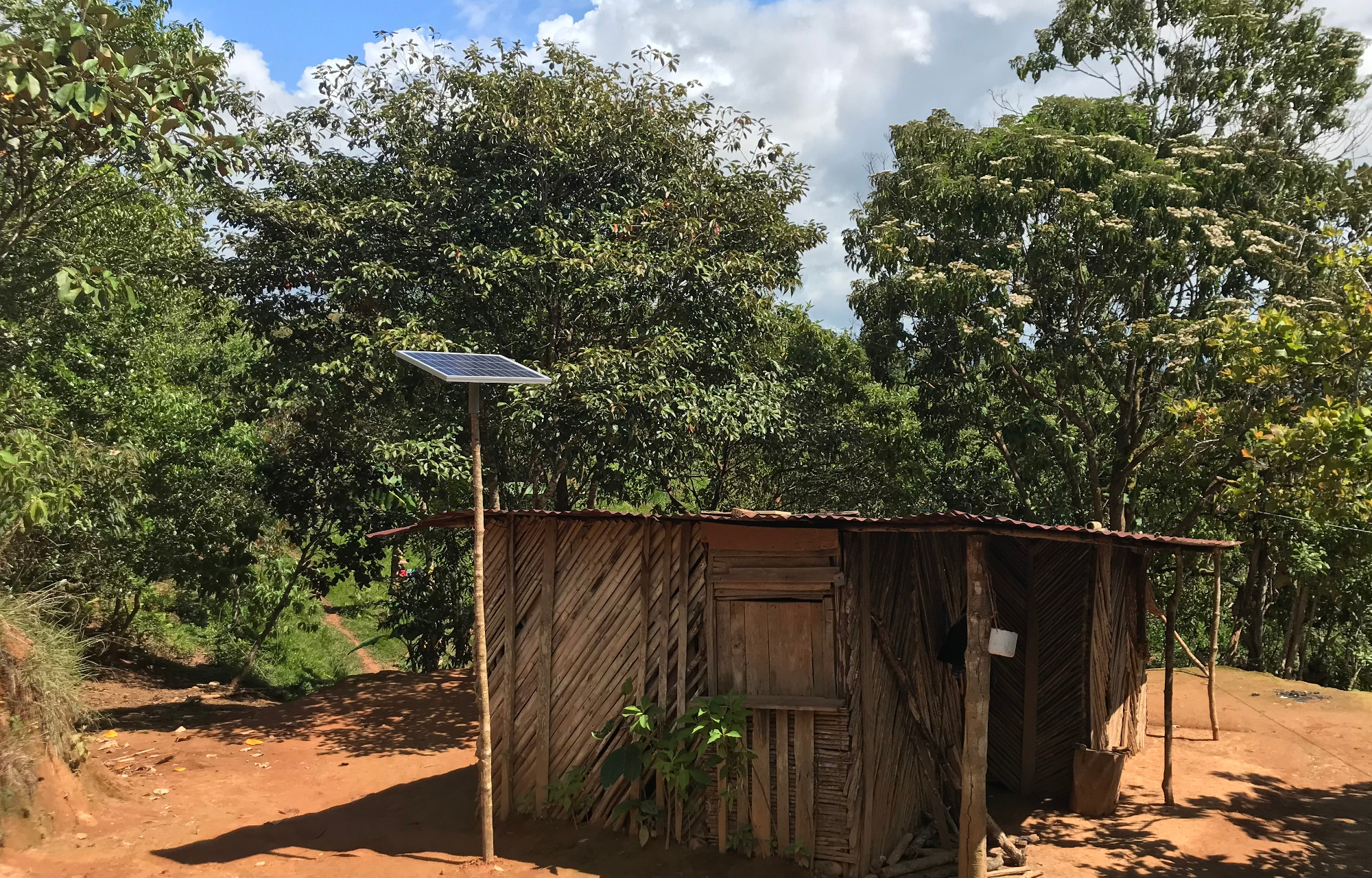 Energía antes que conexión: la historia solar y digital de Ngäbe Buglé
